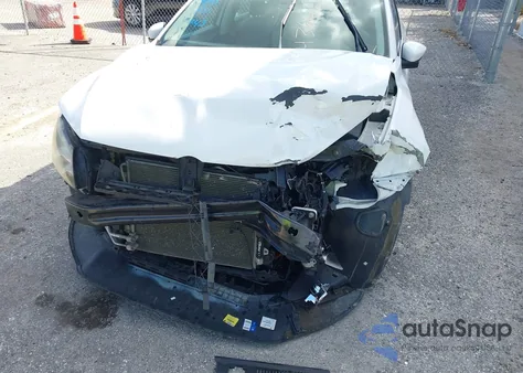 2012 Volkswagen Passat 2.5L Se z USA, uszkodzony, nr VIN 1VWBH7A33CC067498